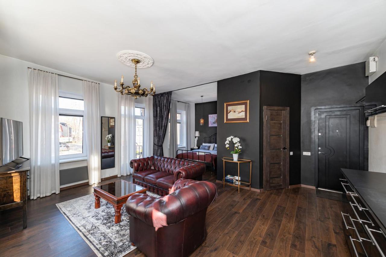 Retro Studio Old Town Apartment By Hostlovers カウナス エクステリア 写真