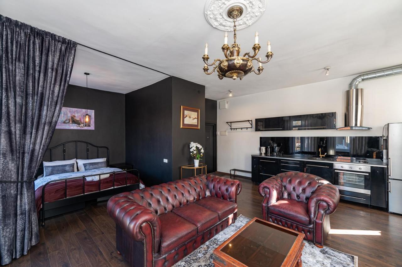 Retro Studio Old Town Apartment By Hostlovers カウナス エクステリア 写真
